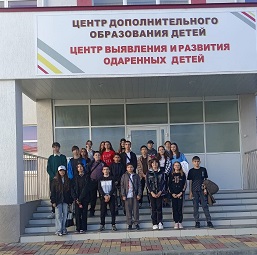 В рамках трёхстороннего соглашения "О сетевом взаимодействии" учащиеся МКОУ "СОШ №2" посетили центр образования lT-куб